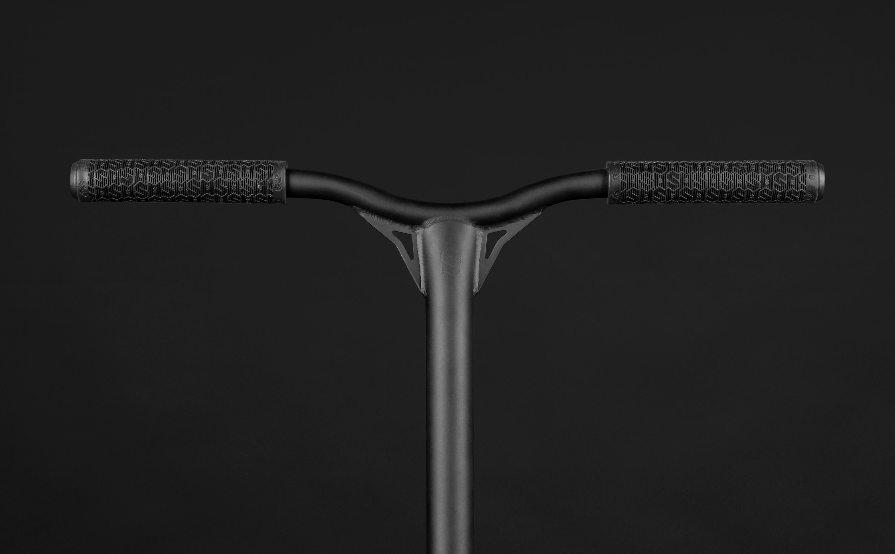 Самокат SKIP ARNY EMT неохром